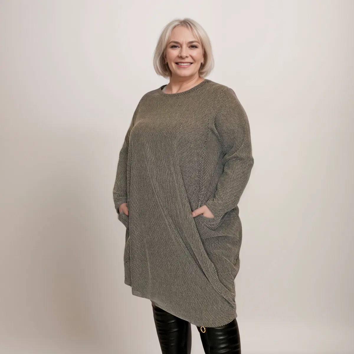 GREY BLACK SPOTTY DIPPED HEM POCKET DRESS